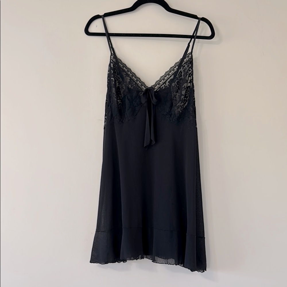Cacique Black Sheer Lace Lingerie Nighty Woman 18/20 Bow Front Lettuce Hem Slip